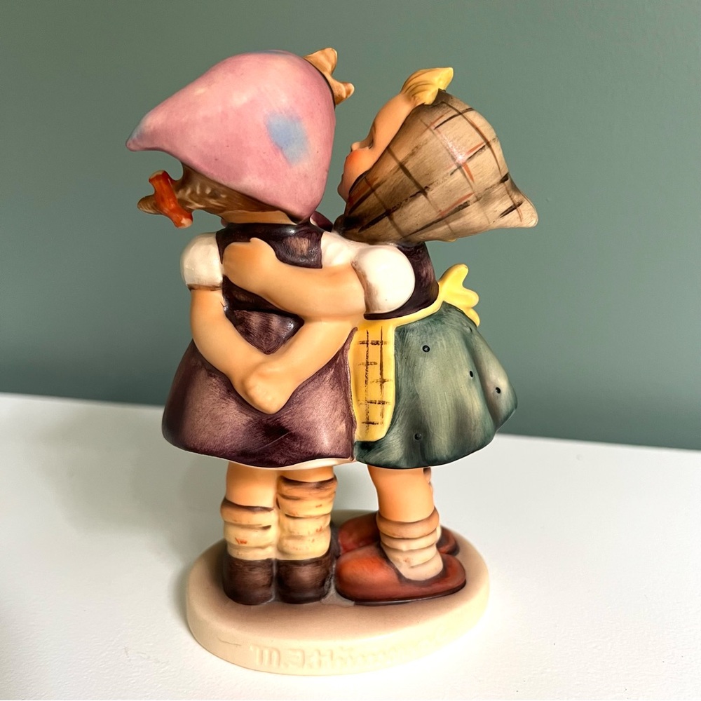 Vintage Goebel Hummel Figurine “Telling Her Secret” #196/0 - 1948 - 5” - Picture 2 of 7